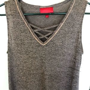 “Jennifer Lopez” Wine v-neck sleeveless shirt